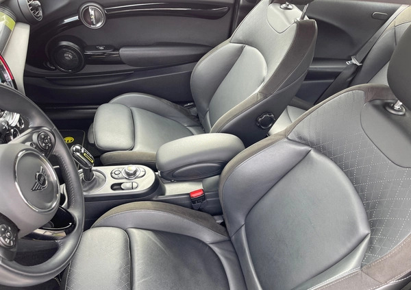 MINI Cooper cena 88558 przebieg: 13000, rok produkcji 2021 z Częstochowa małe 704
